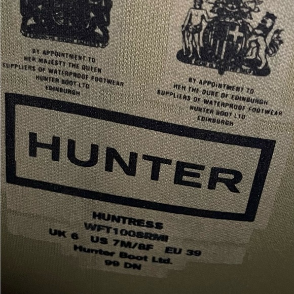 Women Hunter Huntress Black Original Matte Tall PullOn Rain Boots - Picture 3 of 7